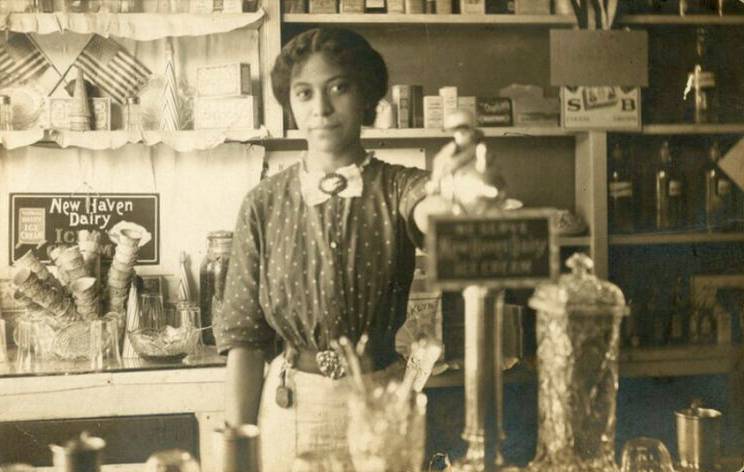 Anna Louise James, first female African American pharmacist in Connecticut