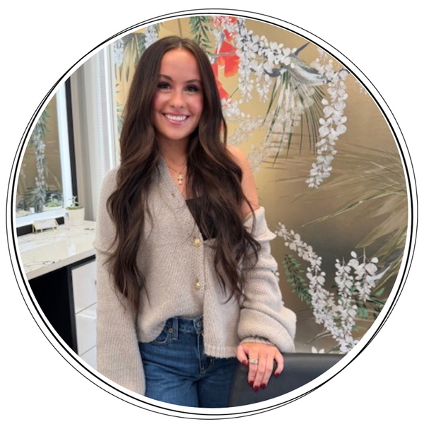 Chelsea Headshot.png