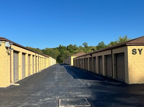 Spacy and Convenient Self Storage Units