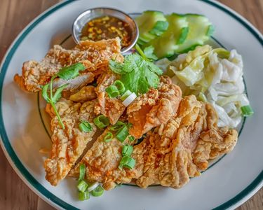 ThaiKun_ThaiKunFriedChicken_550x440.jpg