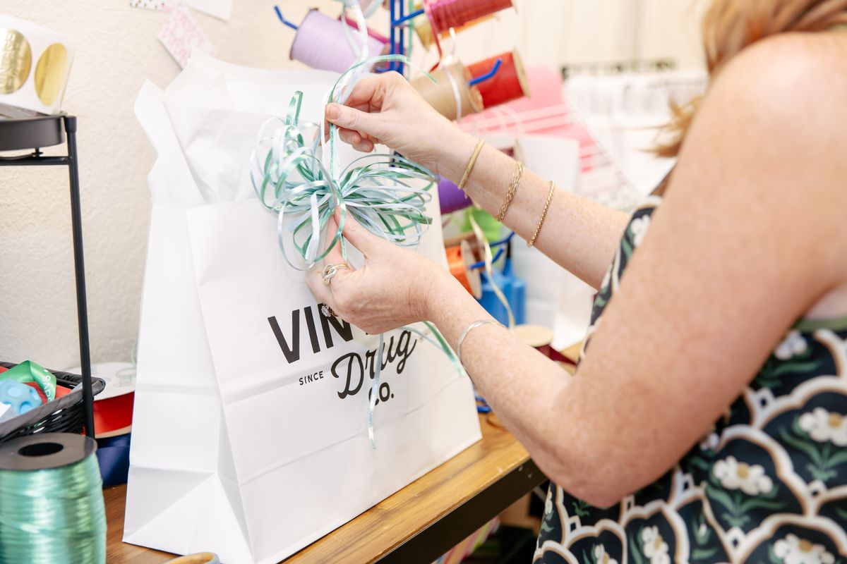 Free Gift Wrapping.jpg