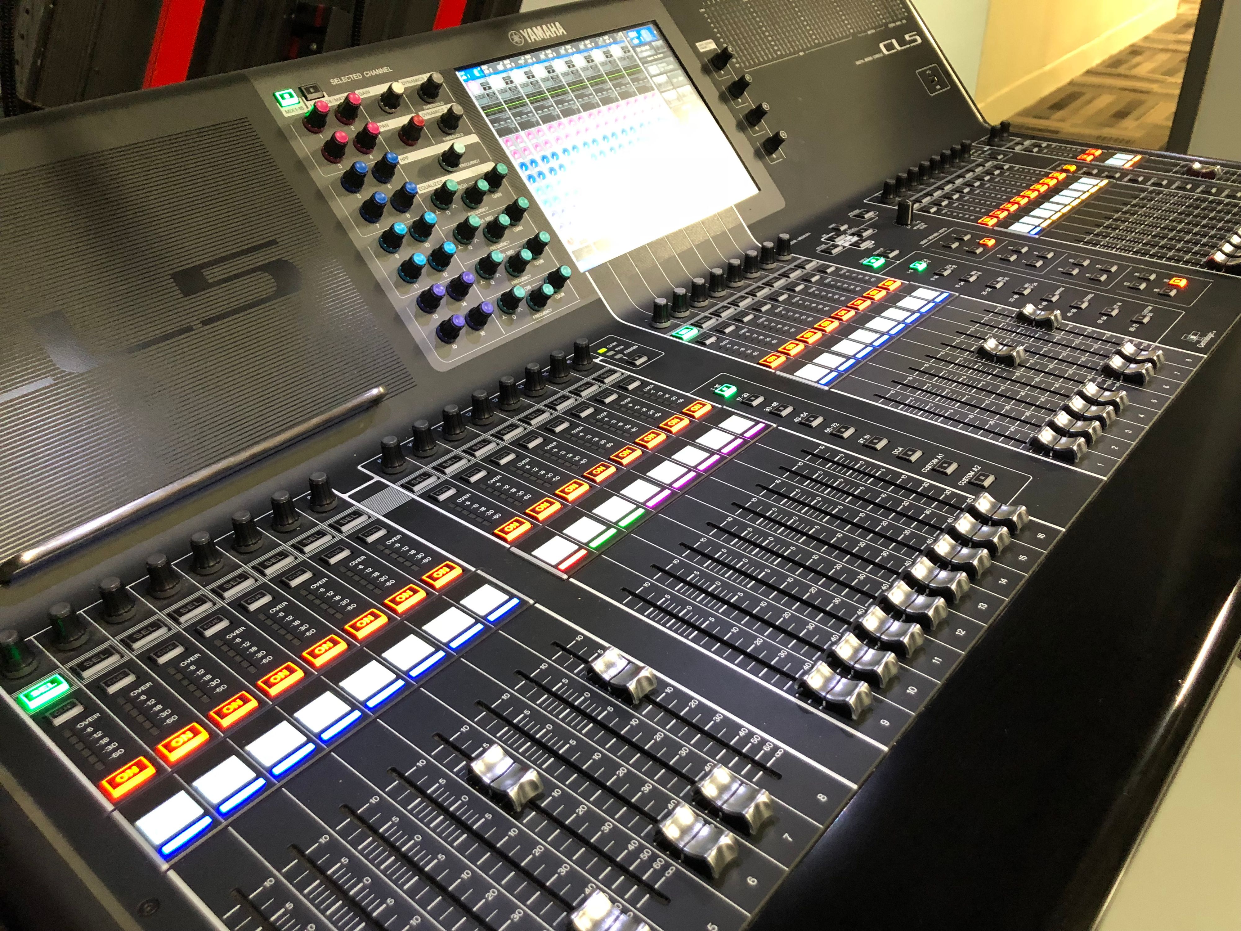 Yamaha CL5 audio mixer