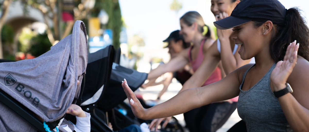 F4M_Stroller strides Emma header_7000*3000_7.png