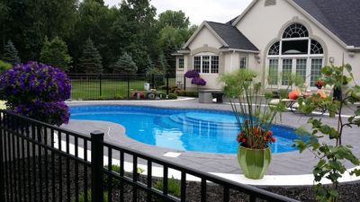 Vinyl Line Pools - Daudelin Pool Services