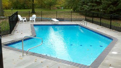 Photo Gallery of In-Ground Pools - Daudelin Pool Services