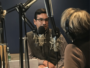 DR. PETERS TALKS WITH DENNY & SUE PA-GI-Live-Interview--Dr.-Peters.gif