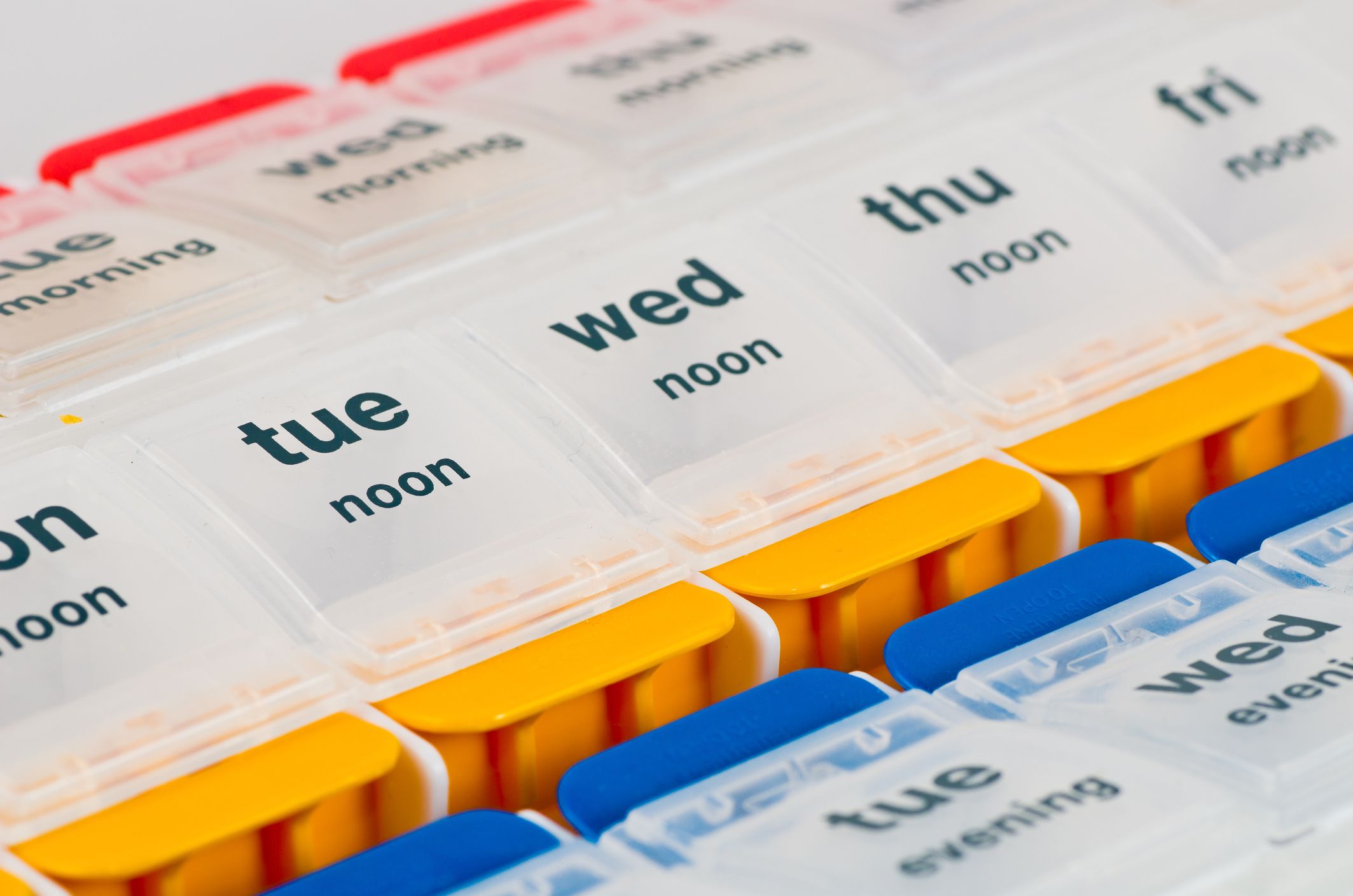 Medicine organized by the day of the week Adherence Packaging Programs