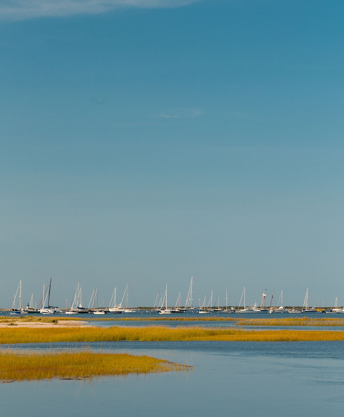 WASHINGTON ST / ACK Leveraging Nantucket's alluring harbor views.