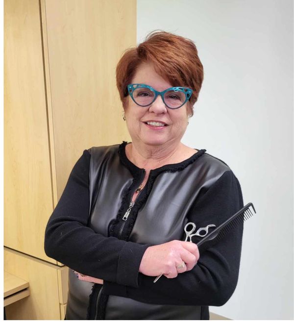 Lynne 2.jpeg
