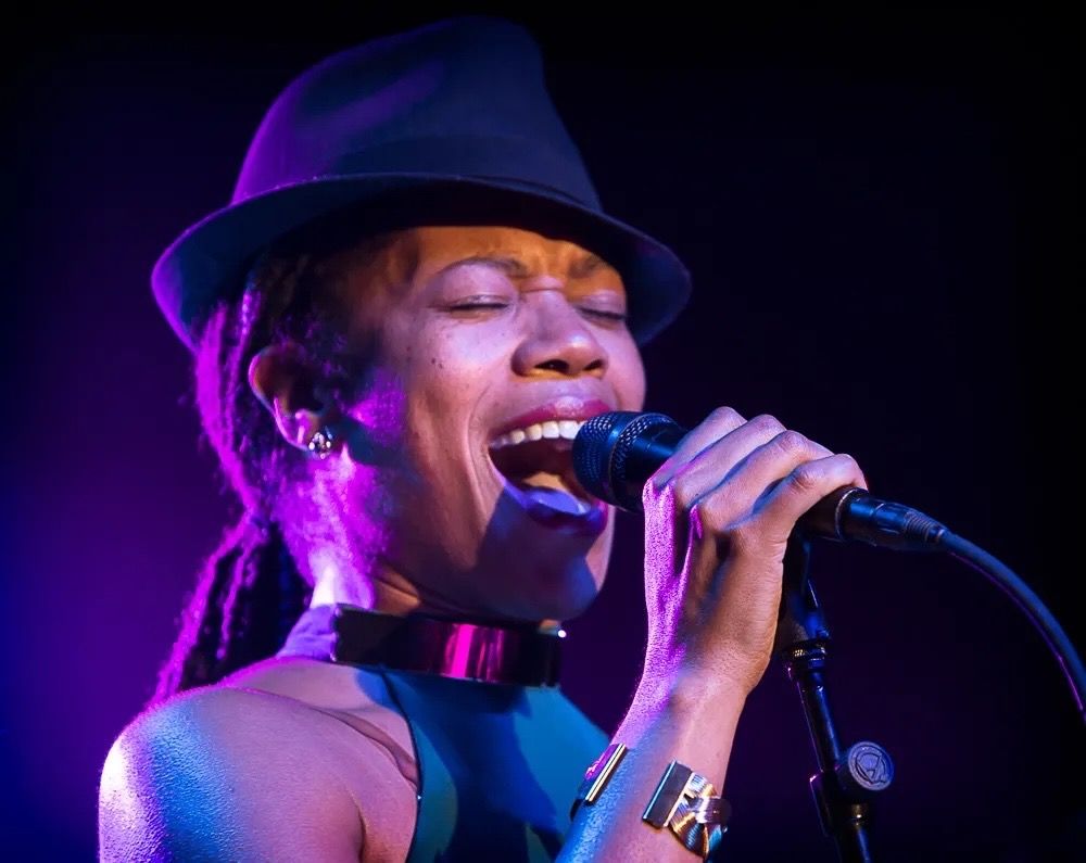 Rochelle & The Sidewinders .jpg