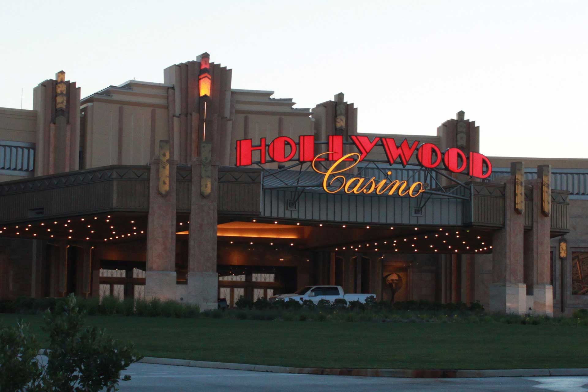 hollywood casino hotel