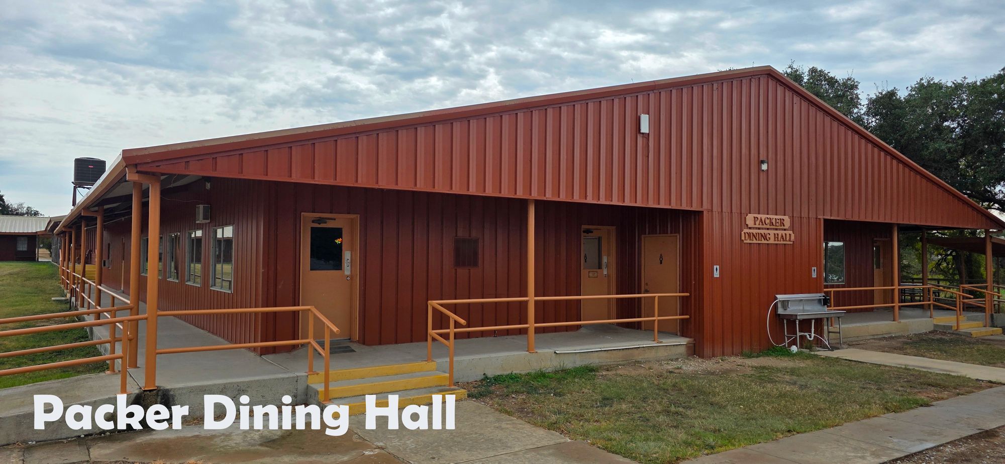 Packer Dining Hall.jpg