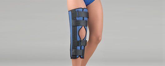 knee brace.jpg