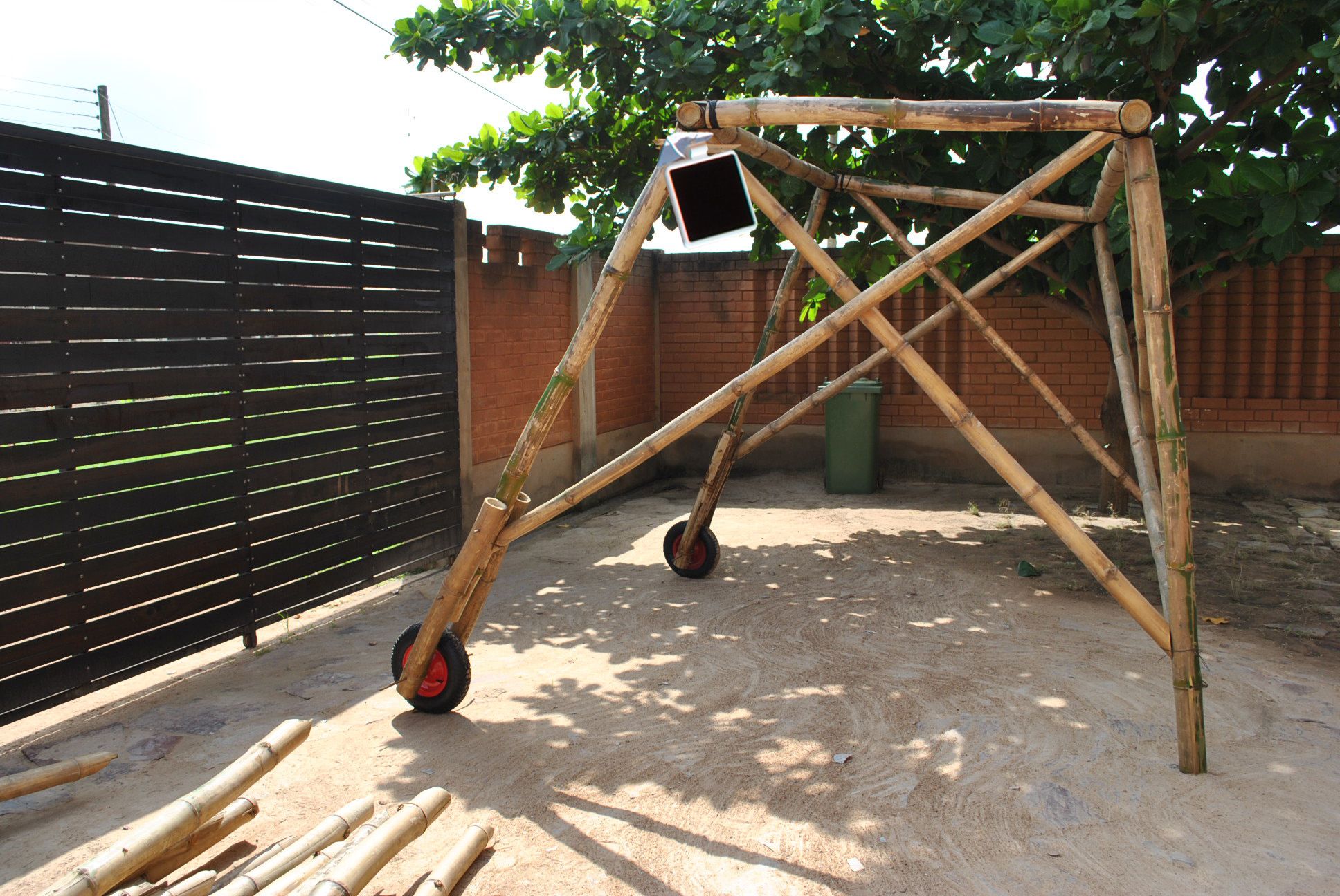 kiosk-solar-shed.JPG