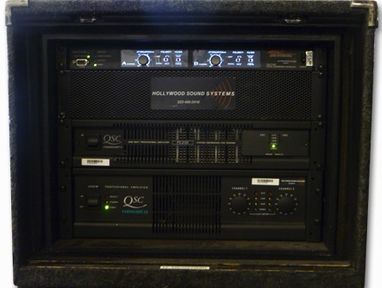 Apogee AE5 Rack