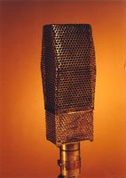 RCA - HARRY OLSON  "extended range" experimental microphone .4(J.T. Mullin, now Paquette collection).4.jpg