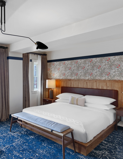 Hotel Revival Baltimore King Room