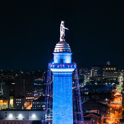 Celebrate Baltimore’s Monument Lighting at Topside, Hotel Revival’s rooftop restaurant in Mount Vernon, with live music, champagne, an open bar, and festive bites on Thursday, December 3, 2026. Monument Lighting at Topside | Hotel Revival Baltimore