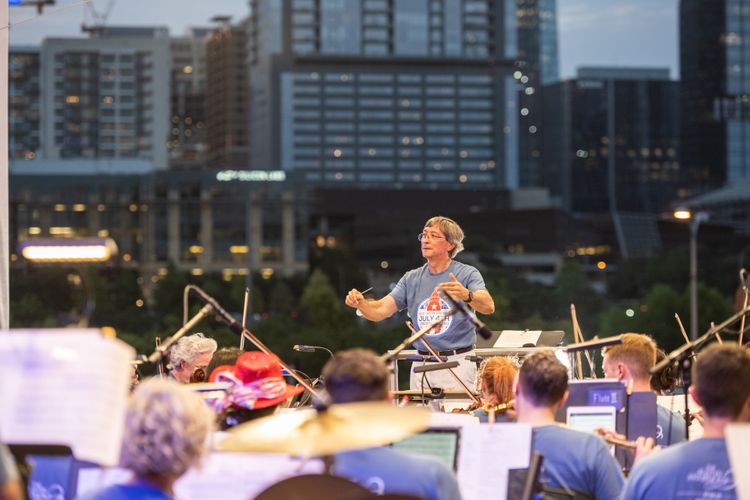 Austin-Symphony-July-4th-Concert-Fireworks-Tico-Mendoza-134.jpg