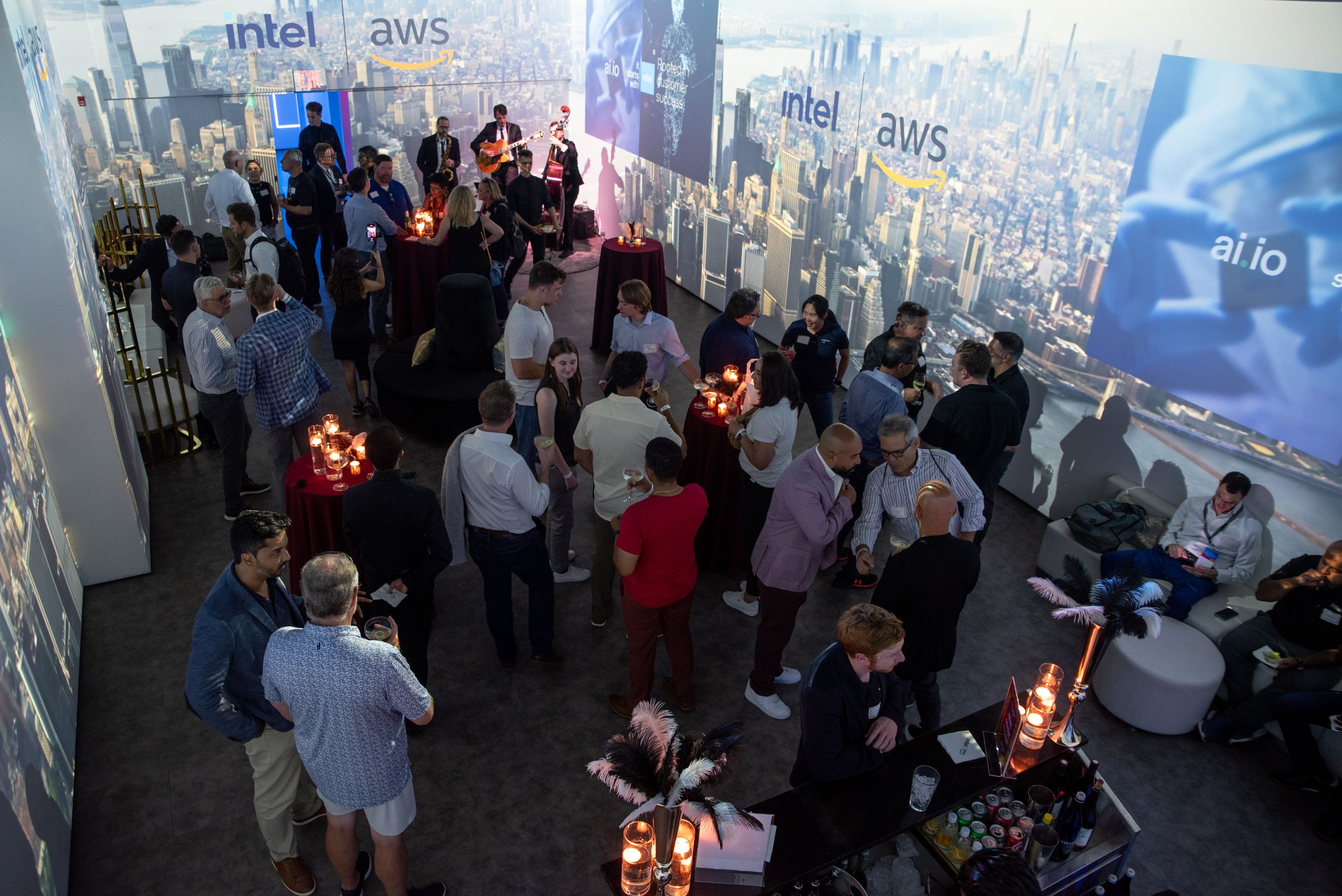 Lightbox-AWS-Intel-Preview-9.jpg