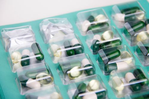 Multi-dose prescription pill packaging