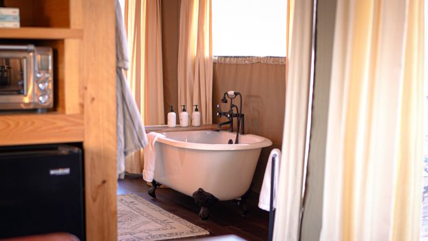 Walden Retreats Photo Horizontal 10-08-25 (54).jpg