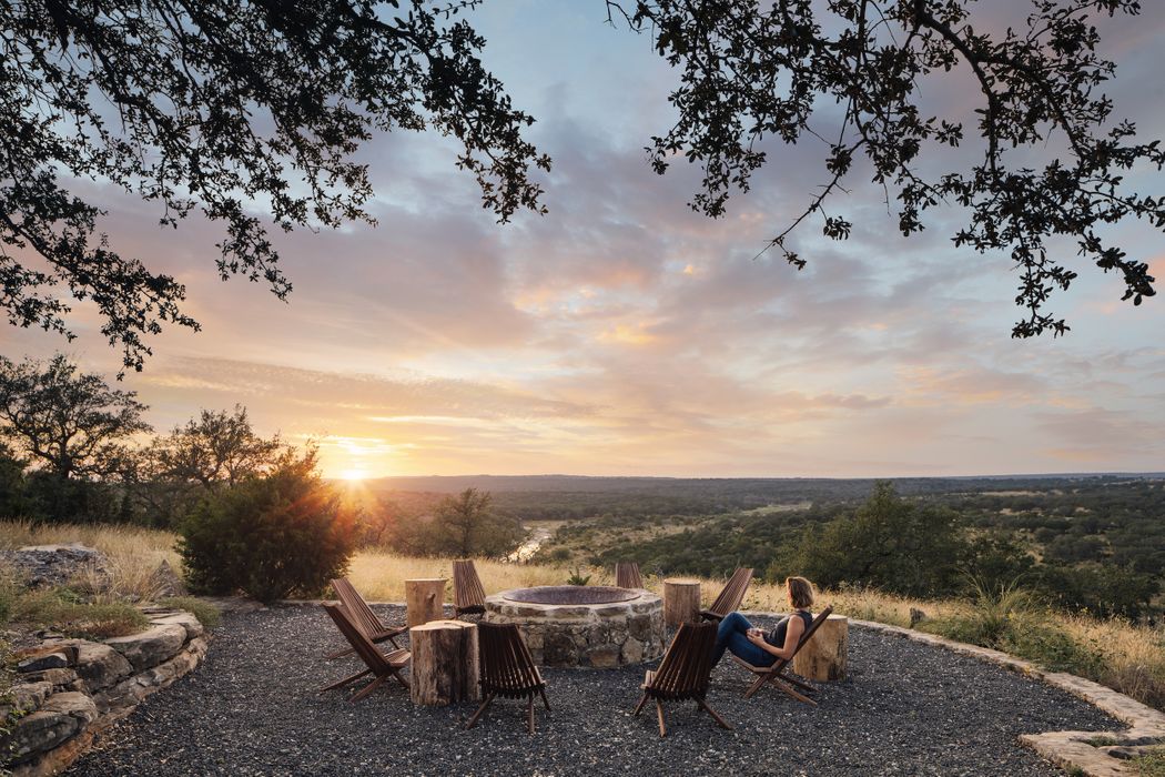 Hill Country Wedding relaxation