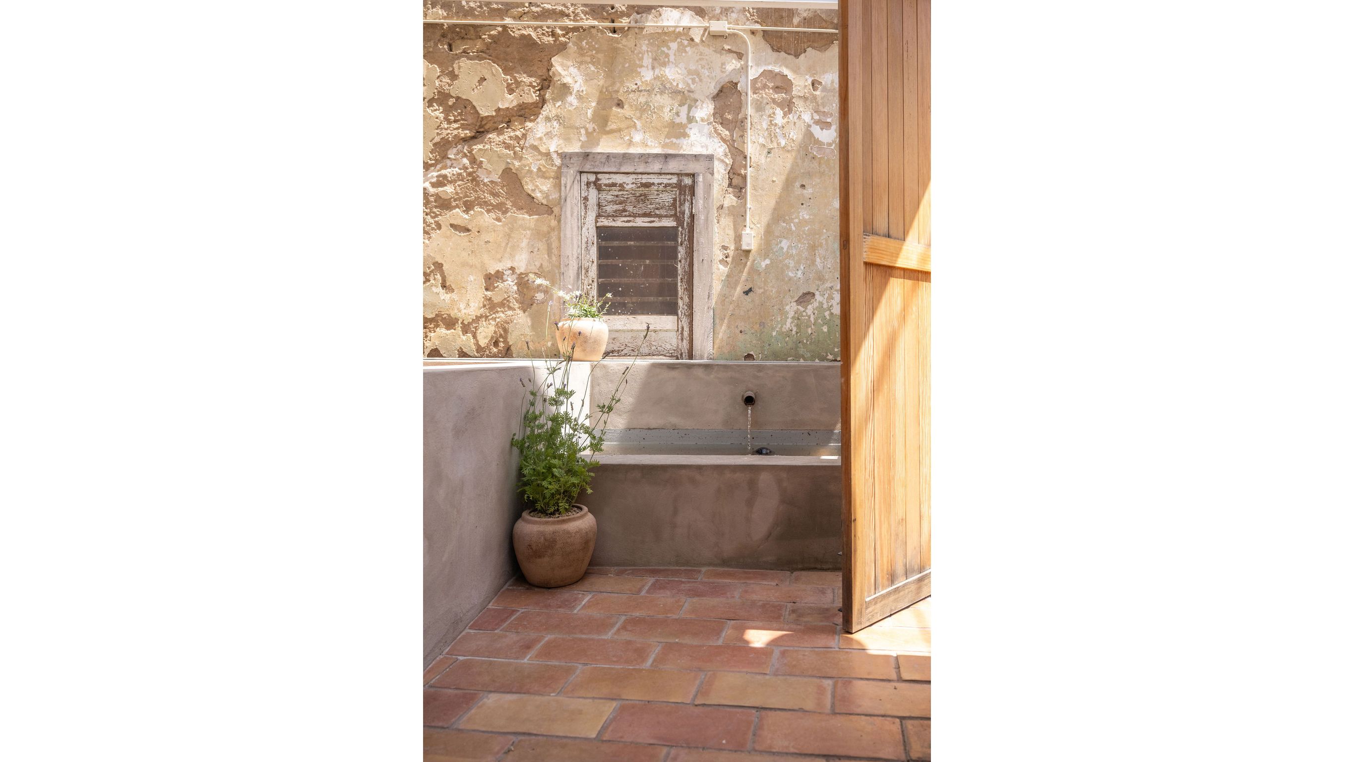 Swedish Hill South 1st 25.jpg