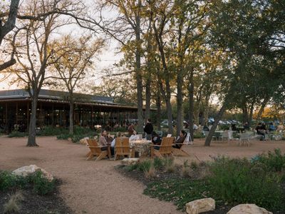 LEONA BOTANICAL CAFE