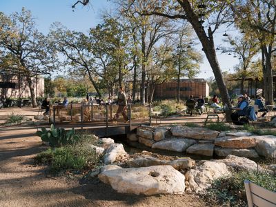 LEONA BOTANICAL CAFE