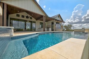 Negative edge pool and back of house