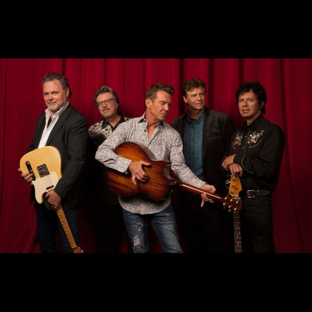 Dennis Quaid And The Sharks FGT.jpg