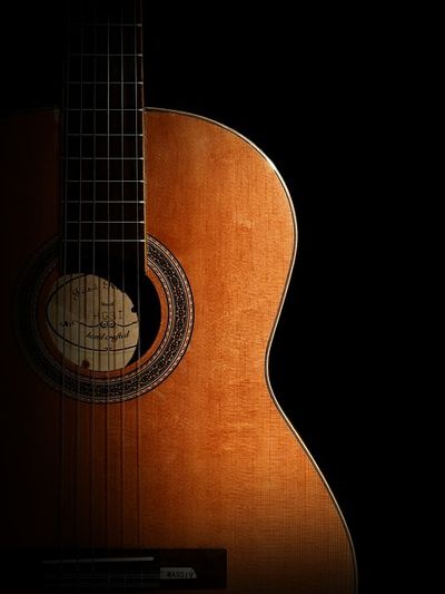 guitar-2141120_640.jpg