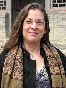 Dianne-Medina_225x300-225x300.jpg