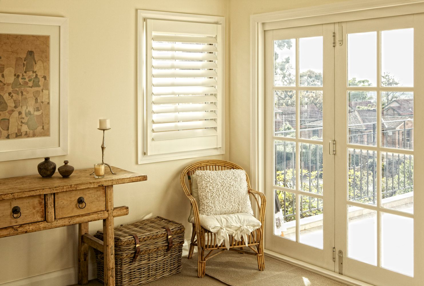 Solar Shades Cellular Blinds, Lutron shades, smart shades, Roller shades IN AUSTIN, LAGO VISTA, SPICEWOOD, BEE CAVE, LAKEWAY, DRIPPING SPRINGS, WIMBERLY, MARBLE FALLS, WEST LAKE HILLS, FREDERICKSBURG , HORSESHOE BAY, BELTON