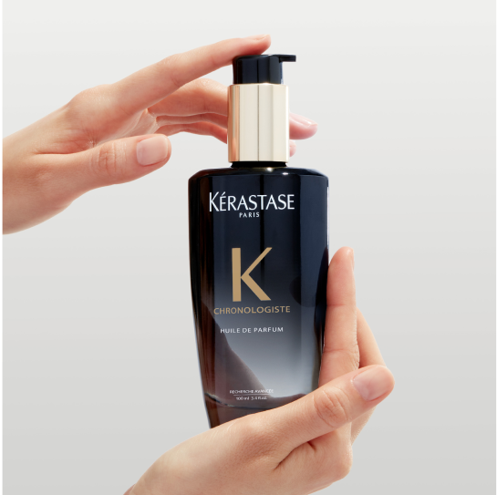 KER_HEROES_2023_IN HAND_COLOR_CHRONO_OIL_3474636728336_9x16 1.png