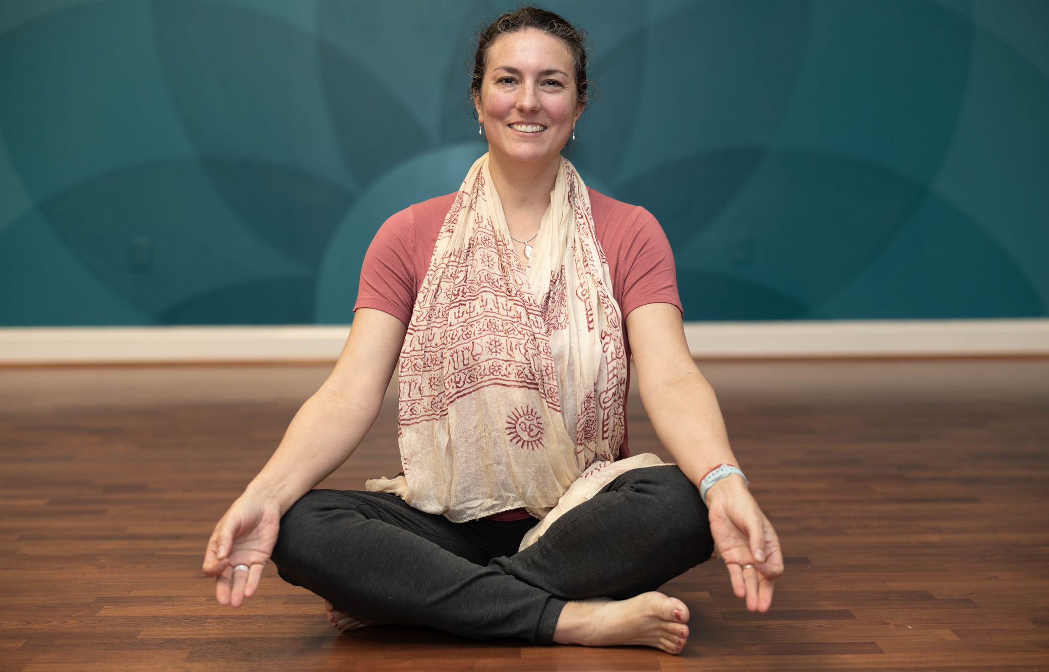 Gently yoga teacher with years of experience in teaching yoga philosophy and Kirtan  