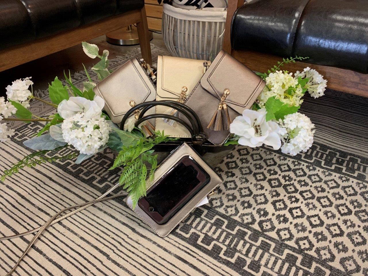 cell phone bag (2).jpg