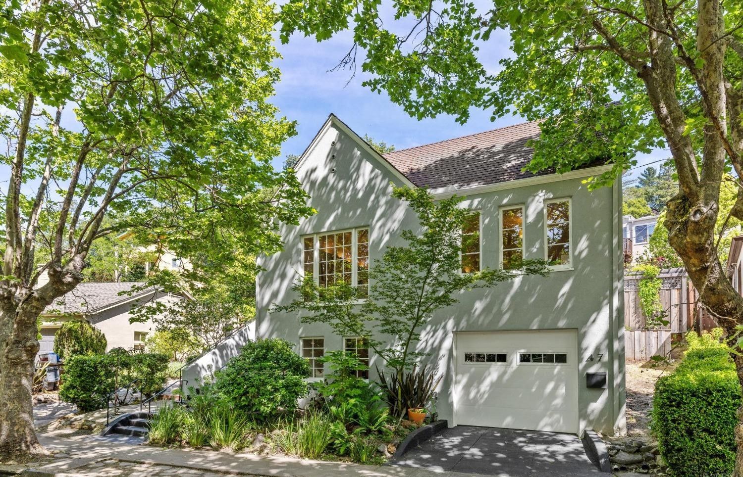 47 Lincoln Park, San Anselmo $2,120,000