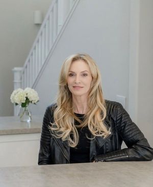 donna solo.jpg
