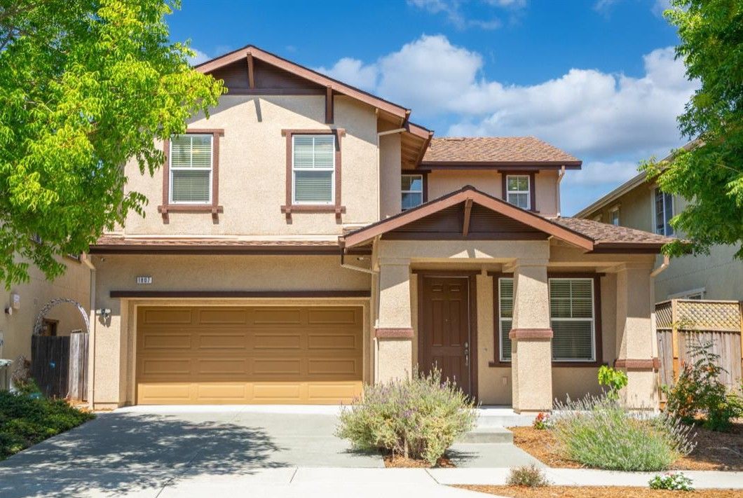 1807 Sage Way, Petaluma $969,000