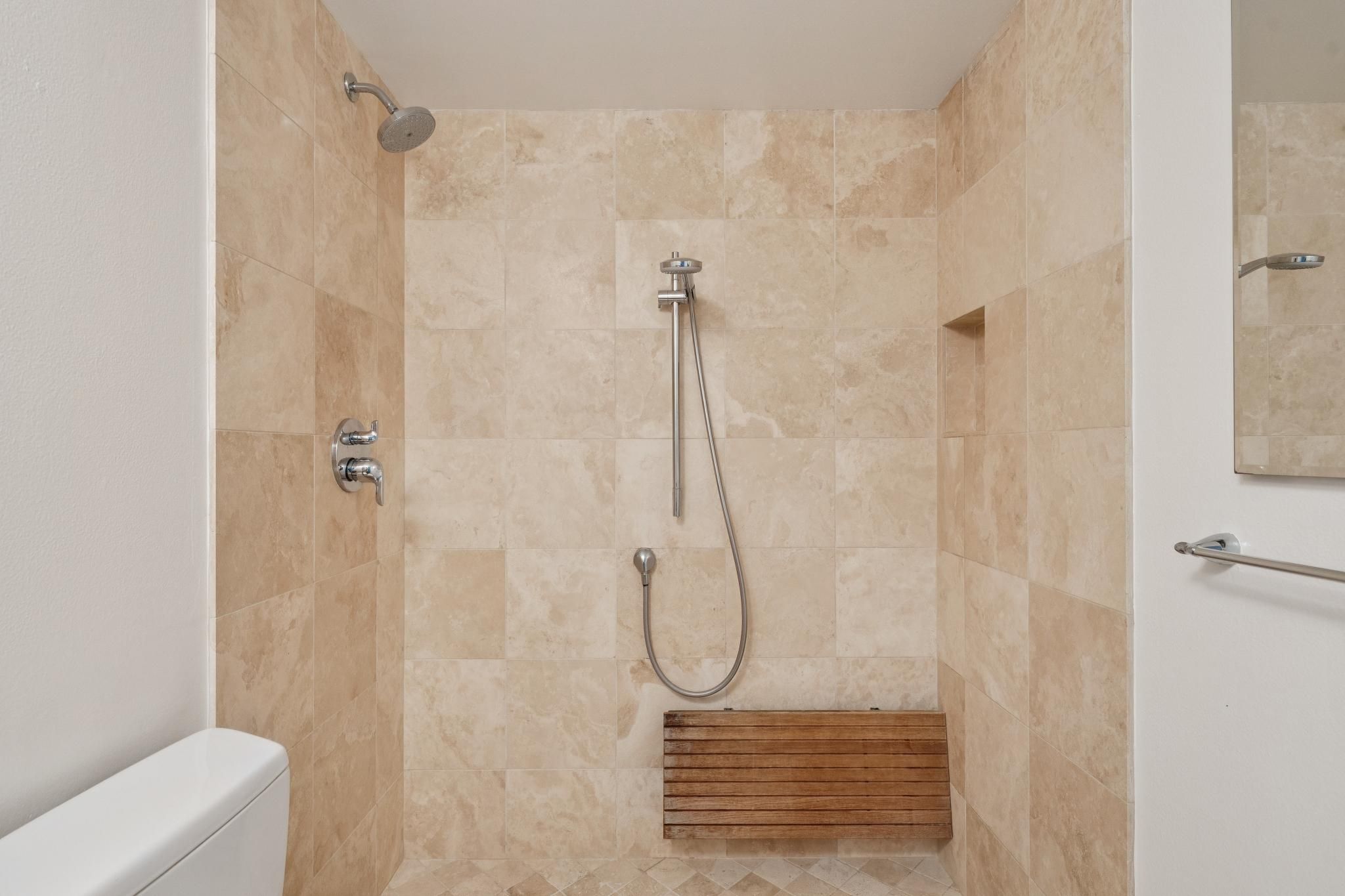 031-320-via-casitas-111.93198.p2k.031.jpg