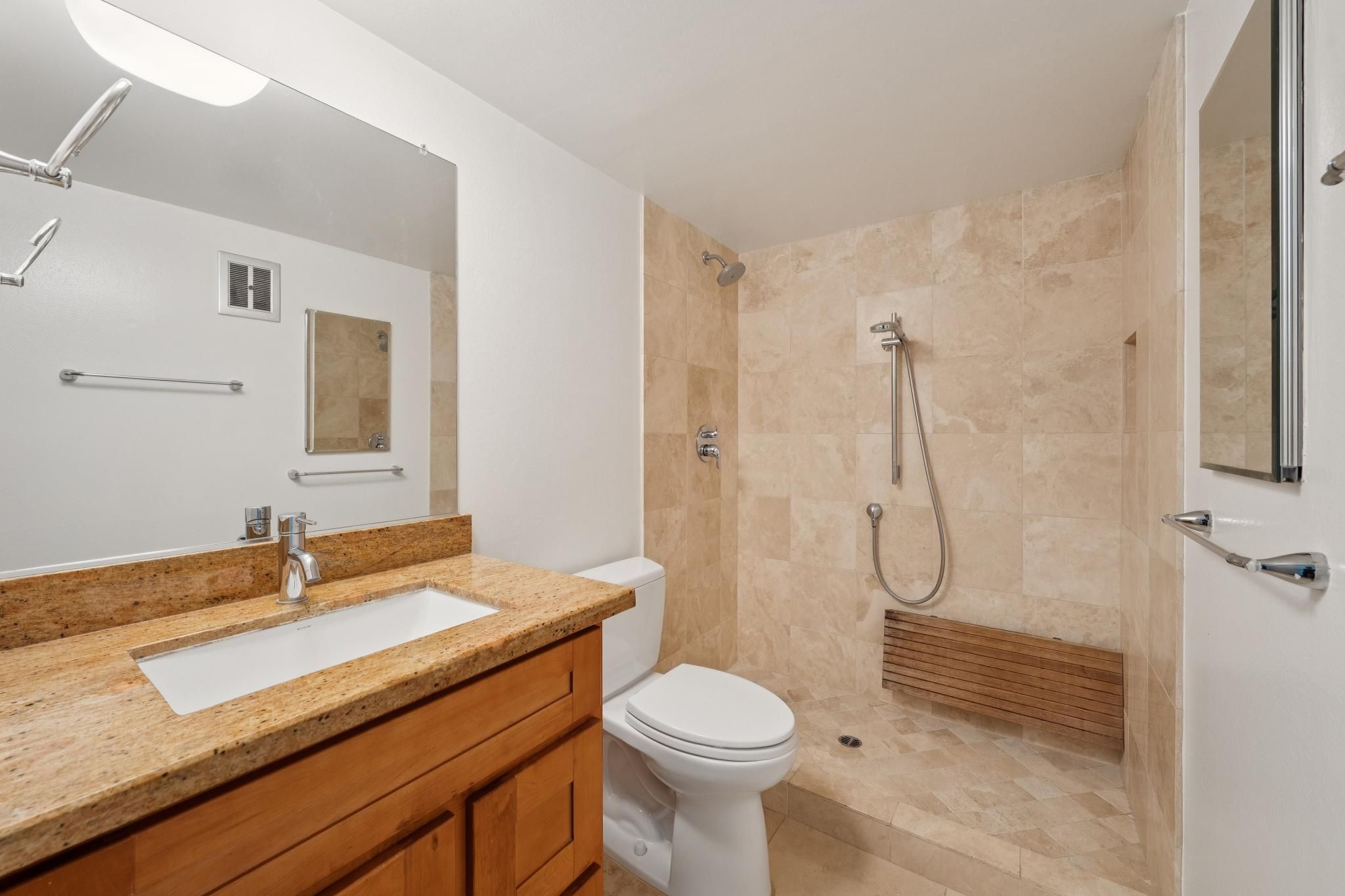 030-320-via-casitas-111.93198.p2k.030.jpg