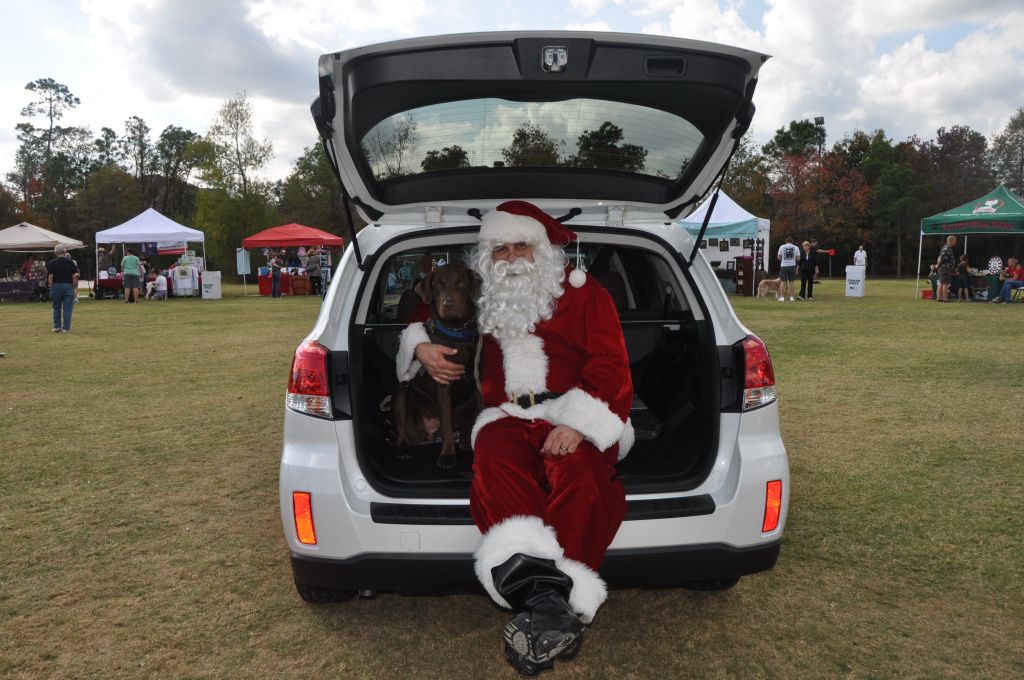 0526 PawswithClaus 12-1-2012.jpg