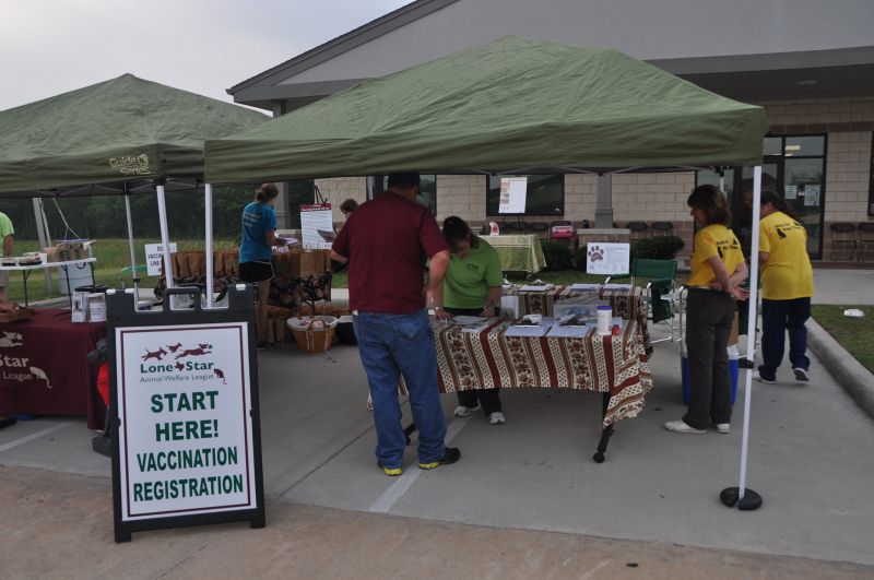 0305 pethealthfair 5-13.jpg