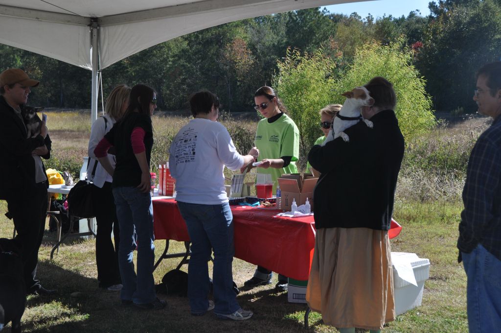 0727 LSAWLPetFair 11-2012.jpg