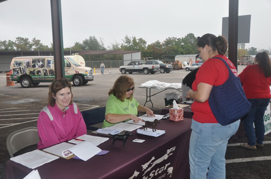 0084 Pet Health Fair 11-13.jpg