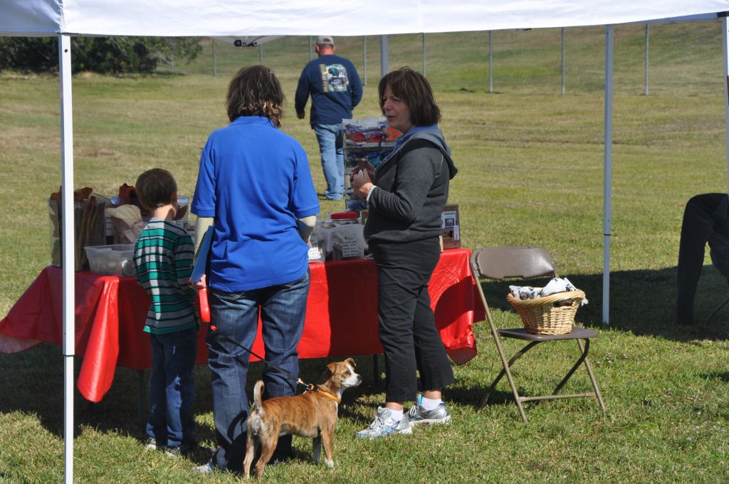 0737 LSAWLPetFair 11-2012.jpg