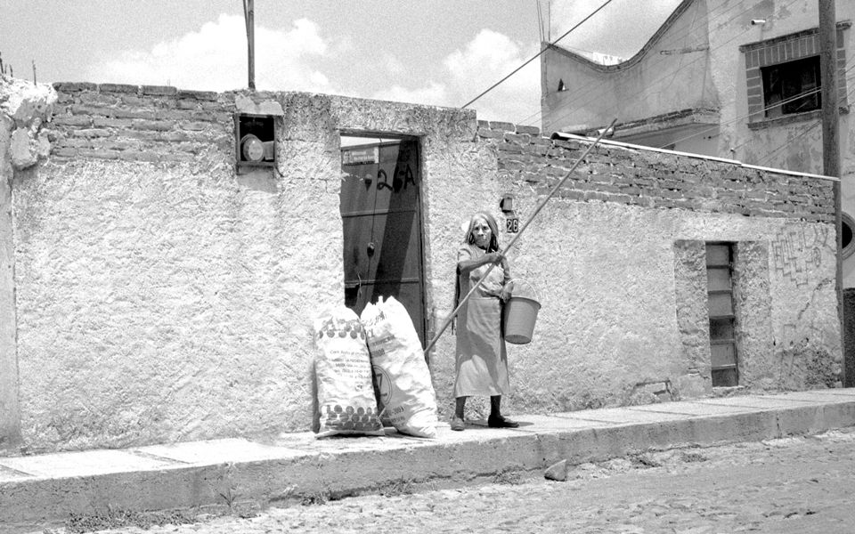 Resident Outide Home (San-Miguel-de-Allende)