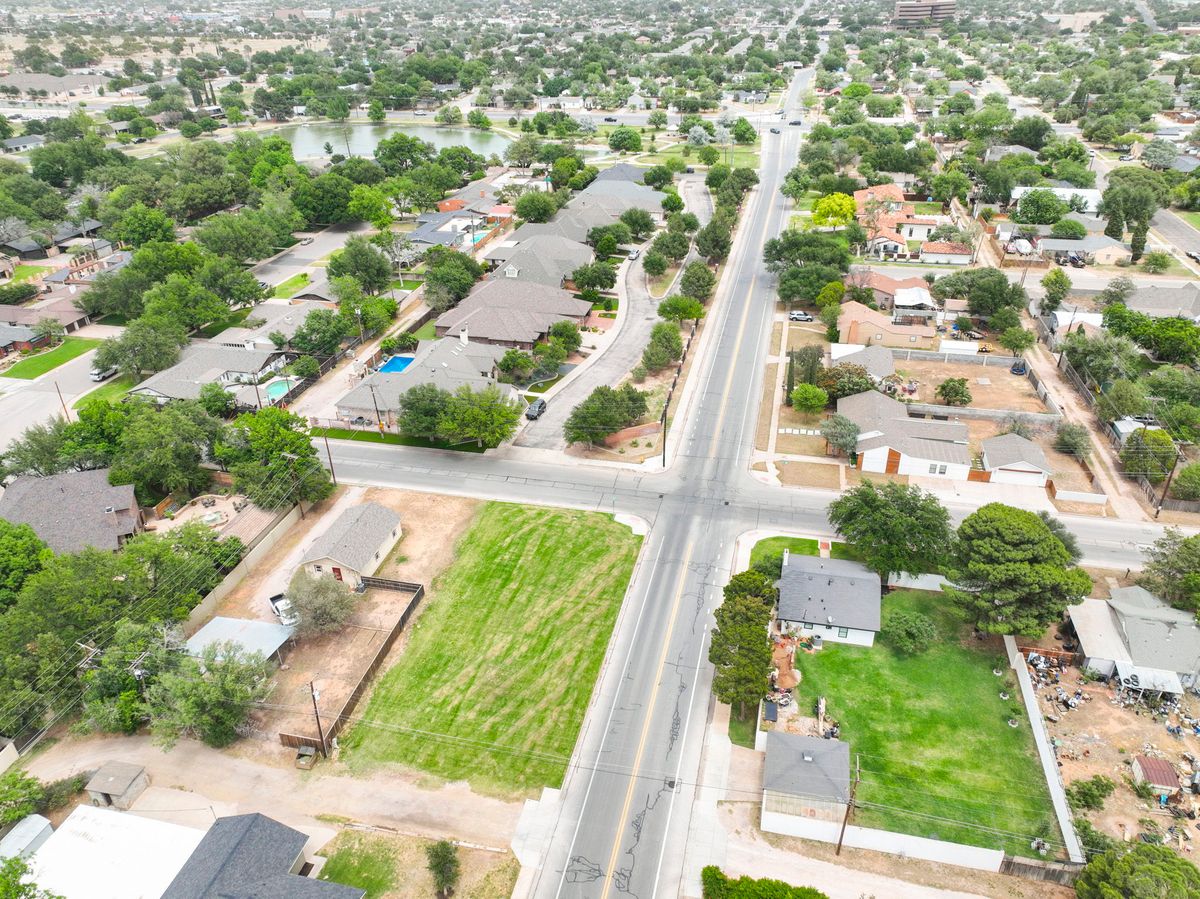 5-web-or-mls-lot photos (5).jpg